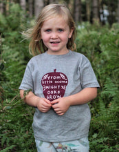 Load image into Gallery viewer, Mighty oak - Tshirt