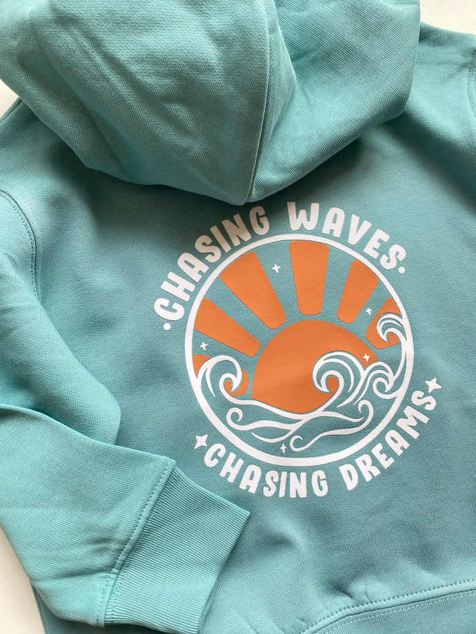 Chasing Waves - Pullover Hoody