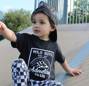 Wild 'Boys/ Girls' Adventure Club - Kids Tshirt